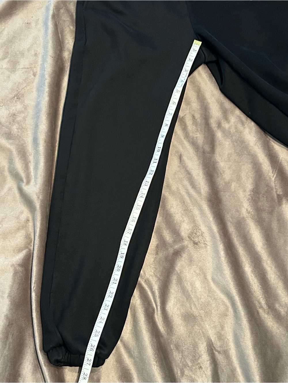 Comfrt Signature Sweatpants - Picture 10 of 10